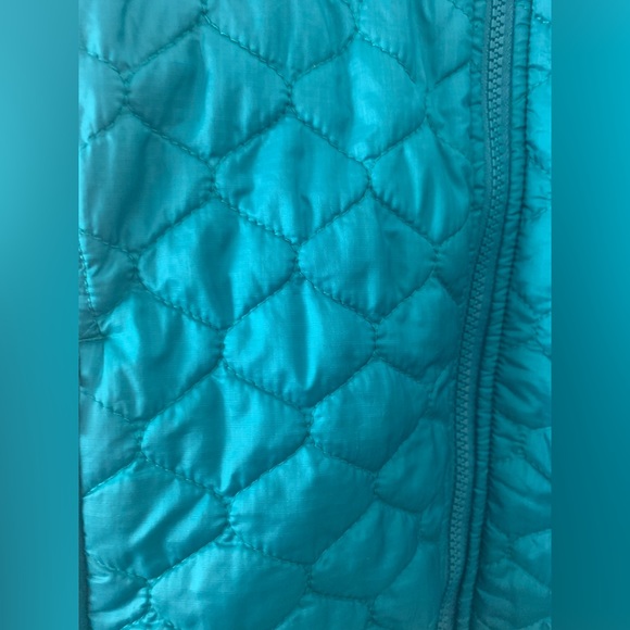 L.L. Bean quilted teal zip up thermal jacket. Size extra small. - Picture 3 of 12
